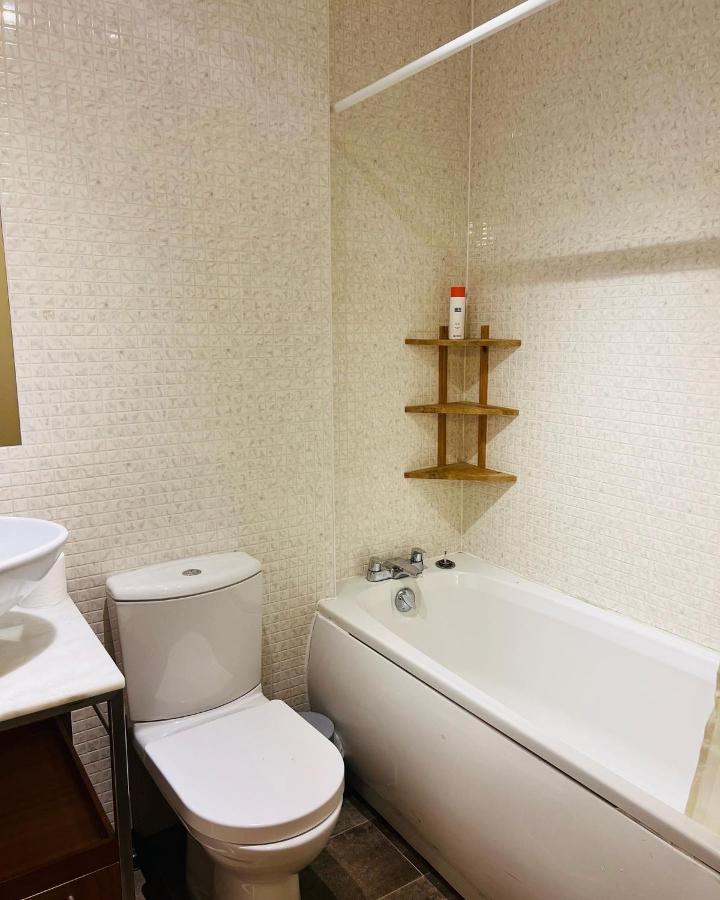 Modern 2Bed 2Bath Ground Floor Apartment Единбург Екстериор снимка
